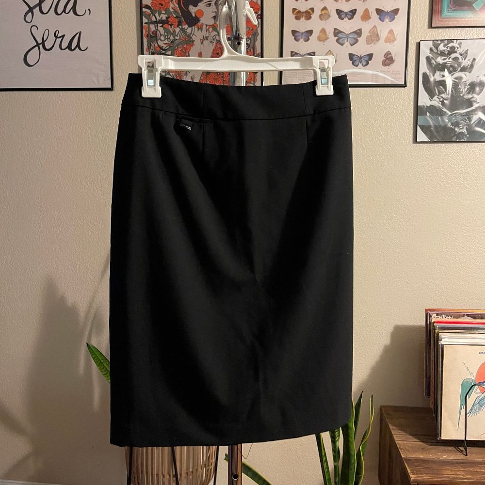 Calvin Klein Black Pencil skirt size 2